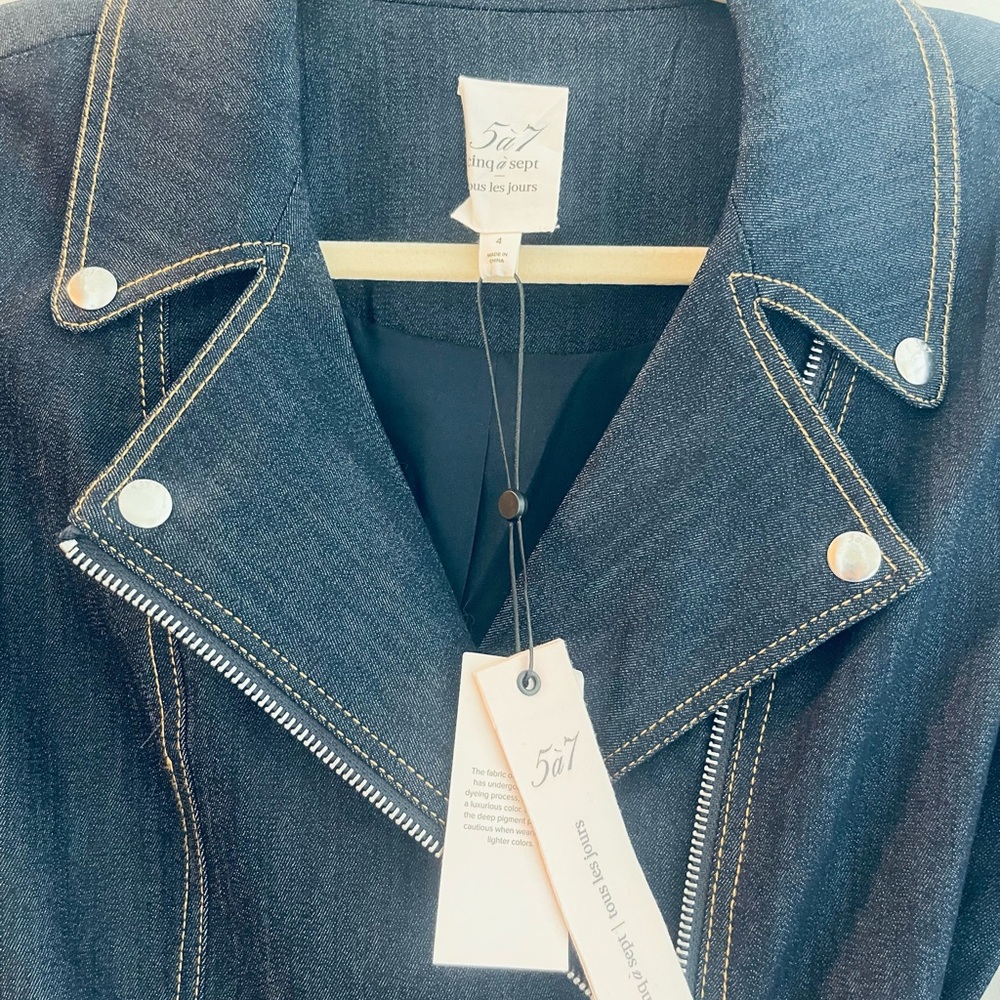 Cinq a Sept Evie Belted Denim Mini Dress - Size 4 - Picture 12 of 14